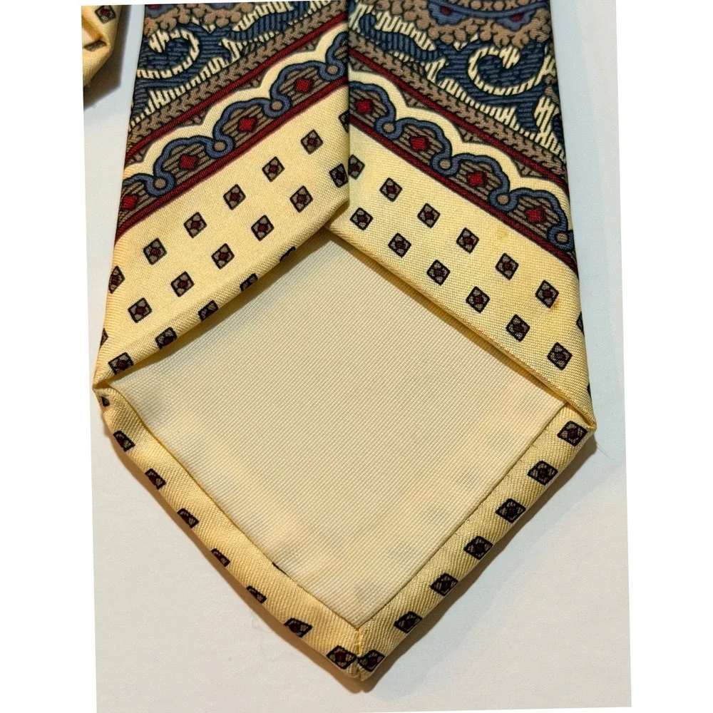 Nicola‎ Paone Silk Tie Yellow Cream Paisley Geometric Handmade Italy Necktie Vtg